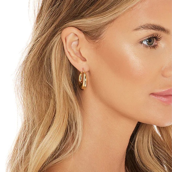 Revolve Becca Hoops in Gold - Picture 1 of 5